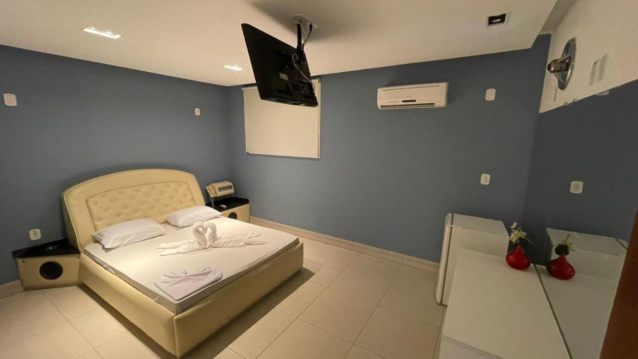 Roseira  Lovely Motel - 7,5Km Do Santuario Nacional מראה חיצוני תמונה