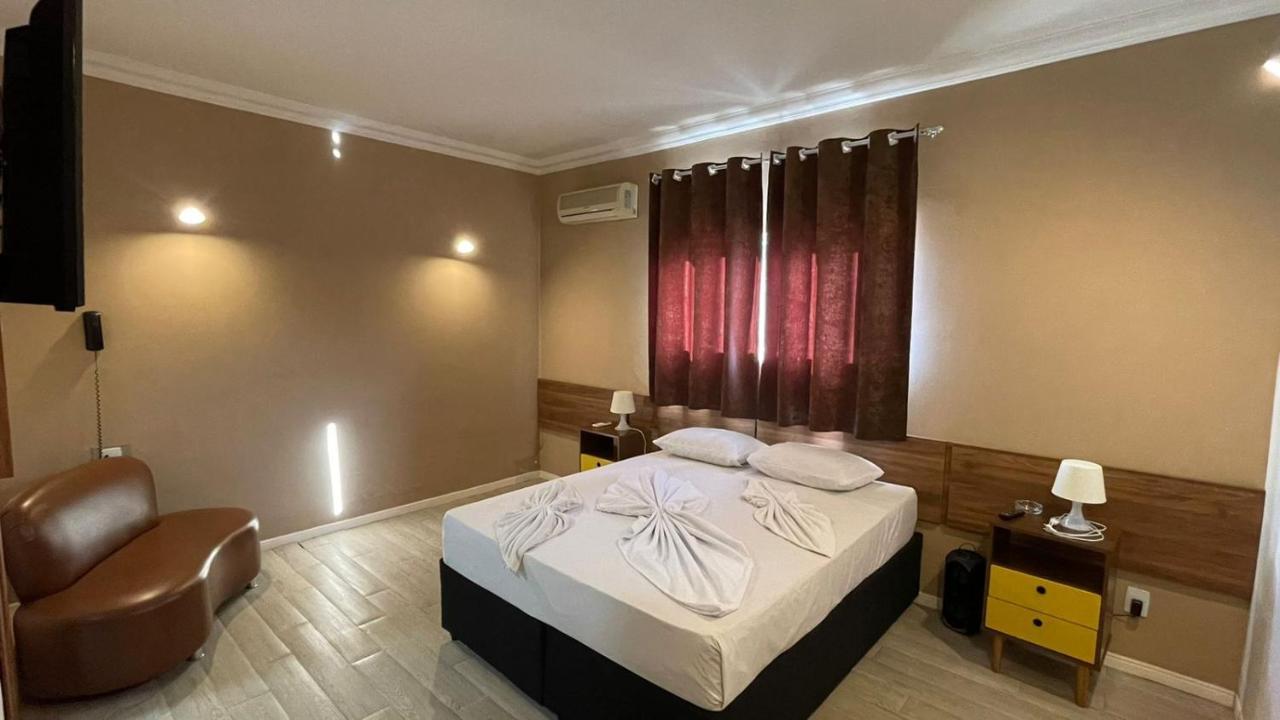 Roseira  Lovely Motel - 7,5Km Do Santuario Nacional מראה חיצוני תמונה